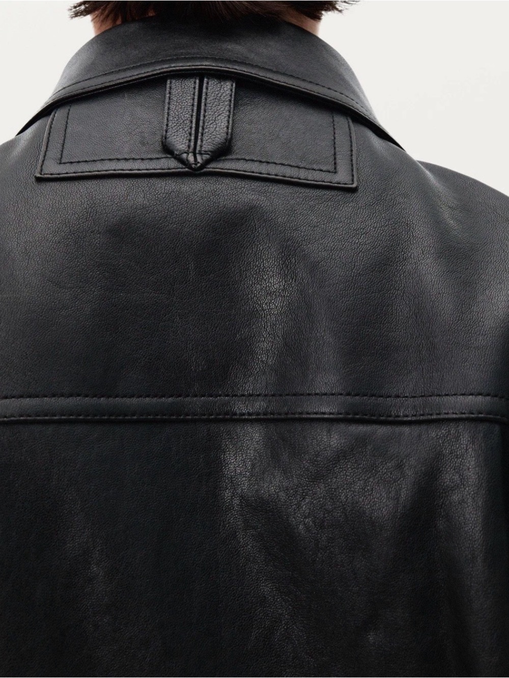 Leather jacket - Picture 4 of 7